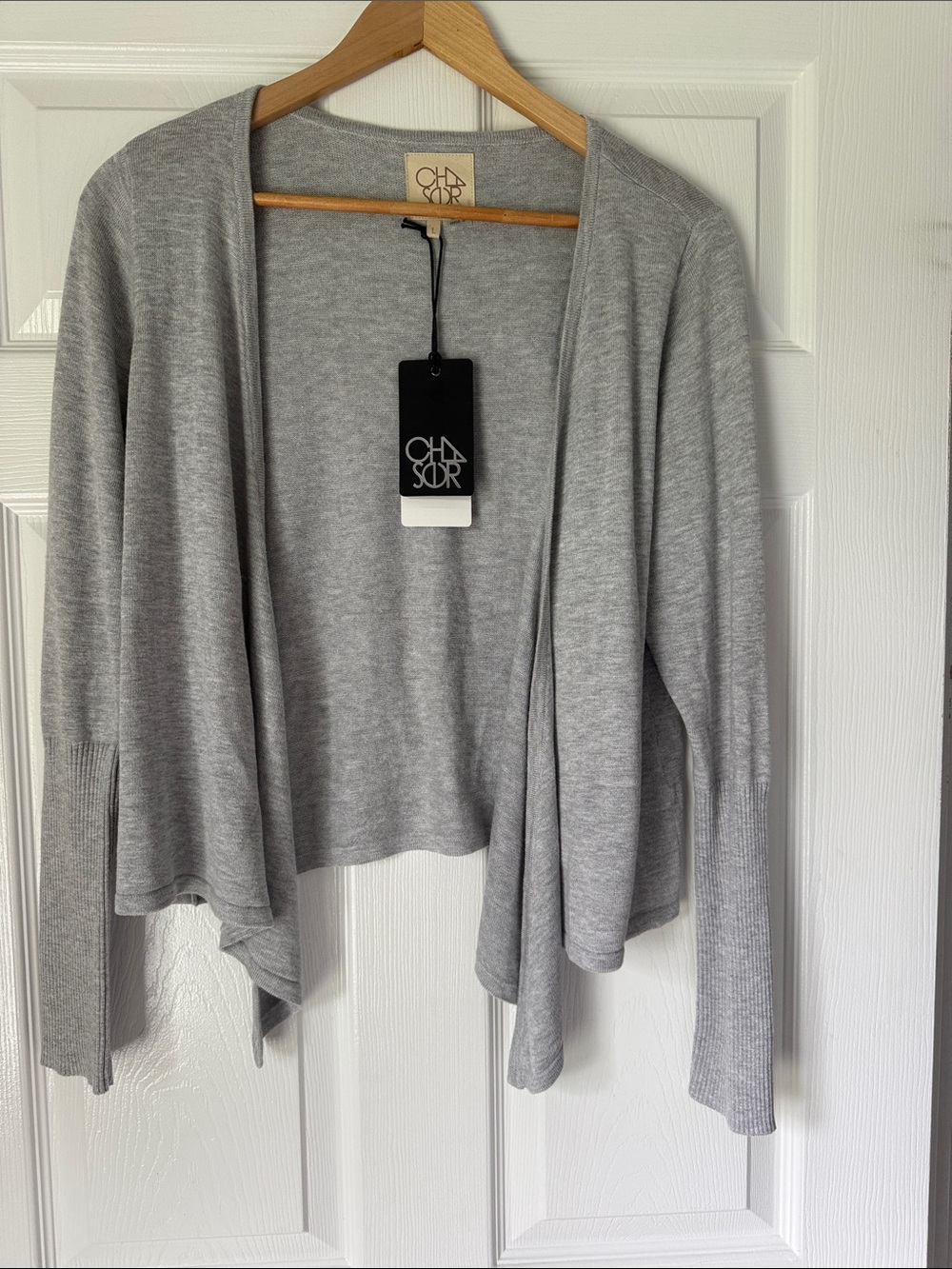 NWT Chaser Lightweight Open Front Gray Women’s Sweater Large
